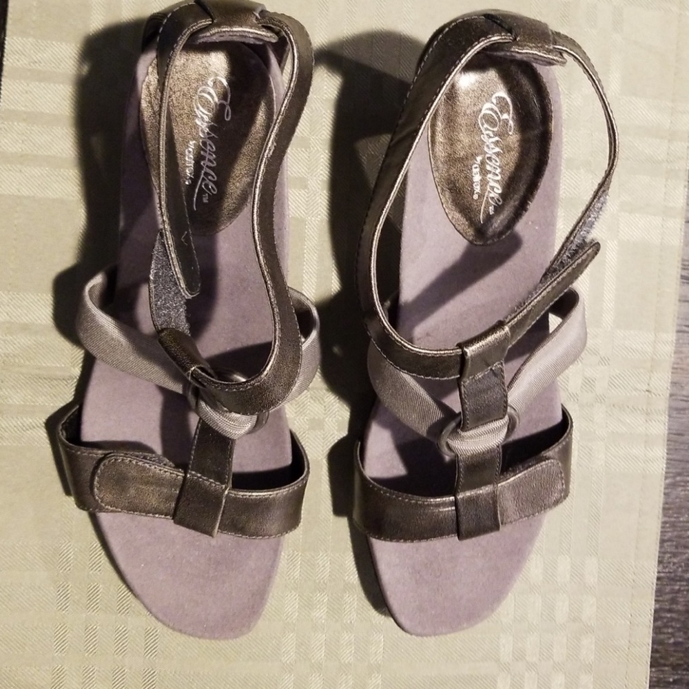Dress sandals